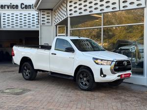 Toyota Hilux 2.4GD-6 single cab Raider manual - Image 1