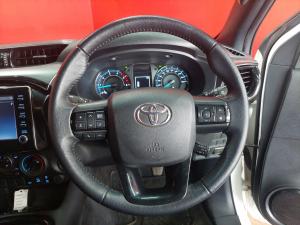 Toyota Hilux 2.8GD-6 Xtra cab 4x4 Legend manual - Image 8