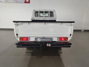Toyota Land Cruiser 79 4.2D single cab - Image 5