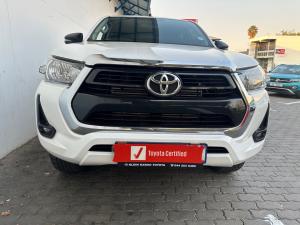 Toyota Hilux 2.4GD-6 double cab Raider manual - Image 4