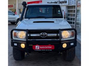 Toyota Land Cruiser 76 4.5D-4D V8 station wagon LX - Image 4