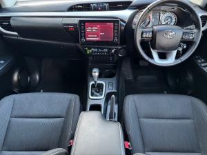 Toyota Hilux 2.8GD-6 double cab Raider auto - Image 6