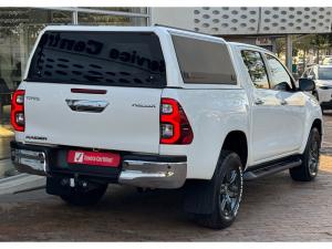 Toyota Hilux 2.8GD-6 double cab Raider auto - Image 2