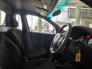 Nissan NP200 1.6i safety pack (aircon) - Image 8