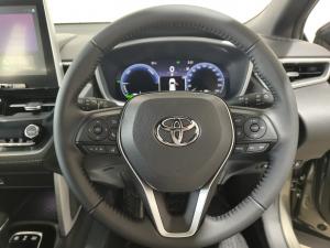 Toyota Corolla Cross 1.8 HEV XR - Image 8