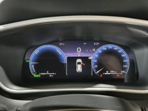 Toyota Corolla Cross 1.8 HEV XR - Image 11