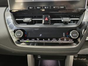 Toyota Corolla Cross 1.8 HEV XR - Image 14