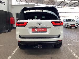 Toyota Land Cruiser 300 3.3D GX-R - Image 5