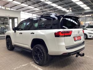 Toyota Land Cruiser 300 3.3D GX-R - Image 23