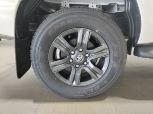 Toyota Hilux 2.4GD-6 double cab Raider auto - Image 17
