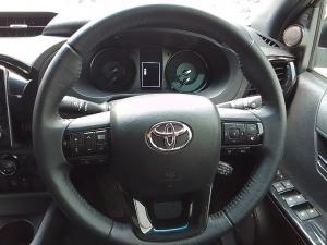 Toyota Hilux 2.8GD-6 double cab 4x4 Legend auto - Image 8