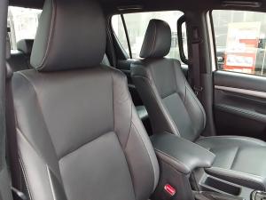Toyota Hilux 2.8GD-6 double cab 4x4 Legend auto - Image 10
