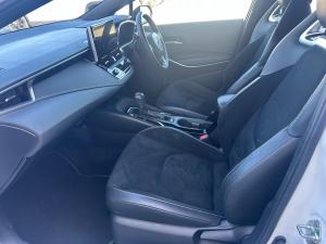 Toyota Corolla hatch 1.8 Hybrid XR - Image 7