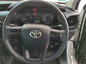 Toyota Hilux 2.0 single cab S (aircon) - Image 8