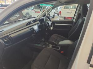 Toyota Hilux 2.4 GD-6 Raider X 4X4 automaticD/C - Image 7