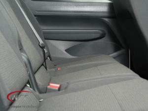Volkswagen Caddy Maxi Kombi 2.0 TDi - Image 14