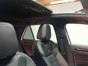 Volkswagen T-ROC 2.0 TSI 4M R-LINE DSG - Image 9