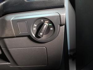 Volkswagen T-CROSS 1.0 TSI Life DSG - Image 16