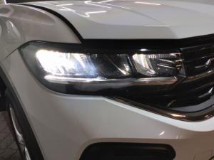 Volkswagen T-CROSS 1.0 TSI Life DSG - Image 22