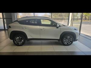 Toyota Starlet Cross 1.5XR - Image 3