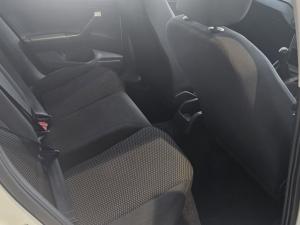 Volkswagen Polo 1.0 TSI - Image 13