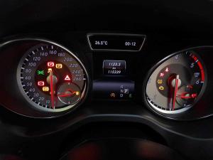 Mercedes-Benz GLA 220 CDI automatic 4MATIC - Image 13
