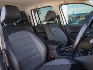 Volkswagen Amarok 2.0BiTDI double cab Highline 4Motion auto - Image 14