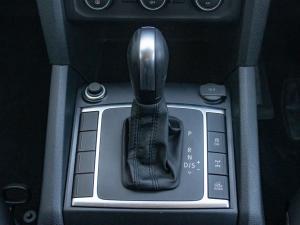 Volkswagen Amarok 2.0BiTDI double cab Highline 4Motion auto - Image 9