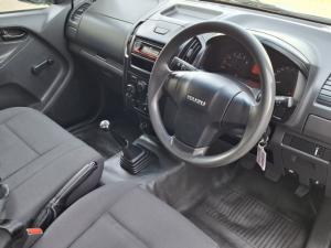 Isuzu D-Max Gen 6 250c single cab Fleetside - Image 9