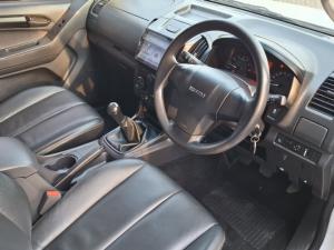Isuzu D-Max 250 double cab Hi-Ride - Image 8