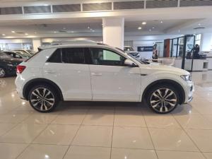 Volkswagen T-Roc 2.0TSI 140kW 4Motion R-Line - Image 2