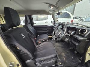 Suzuki Jimny 1.5 GLX AllGrip 3-door manual - Image 5