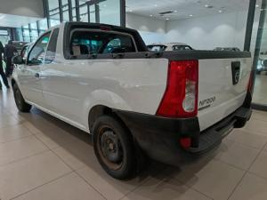 Nissan NP200 1.6i safety pack (aircon) - Image 3