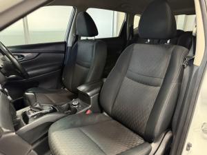 Nissan X-Trail 2.5 4x4 Acenta Tech - Image 10