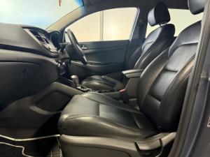 Hyundai Tucson 2.0 Premium auto - Image 11