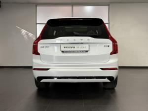 Volvo XC90 B5 AWD Essential - Image 8