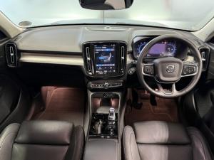 Volvo XC40 B4 Ultimate Dark - Image 15
