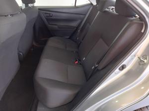 Toyota Corolla Quest 1.8 Plus manual - Image 11