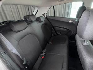 Hyundai Grand i10 1.2 Fluid - Image 10
