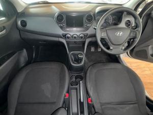 Hyundai Grand i10 1.2 Fluid - Image 11