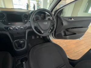 Hyundai Grand i10 1.2 Fluid - Image 12