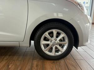 Hyundai Grand i10 1.2 Fluid - Image 9