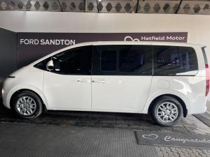 Hyundai Staria 2.2D Executive 9-seater - Image 6