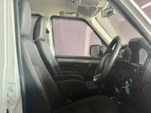 Mahindra Pik Up 2.2CRDe double cab S6 Karoo auto - Image 13