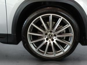 Mercedes-Benz GLA GLA200d Progressive - Image 16
