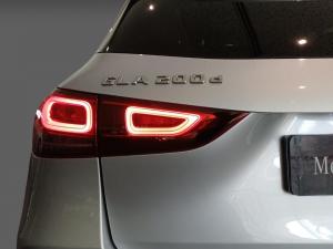 Mercedes-Benz GLA GLA200d Progressive - Image 20