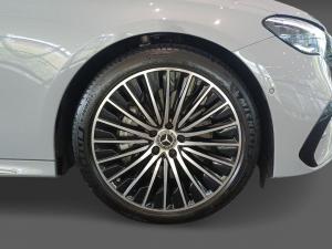 Mercedes-Benz E-Class E220d Avantgarde - Image 16
