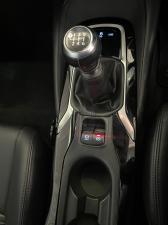 Toyota Corolla 2.0 XR - Image 11