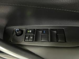 Toyota Corolla 2.0 XR - Image 13