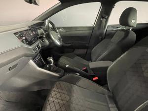 Volkswagen Polo hatch 1.0TSI R-Line - Image 12